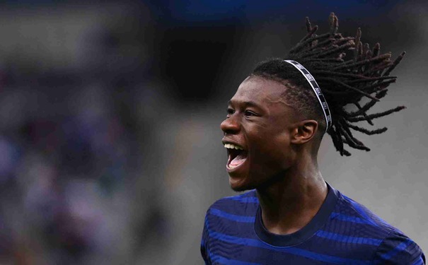 NBA2K12传奇球员还原_NBA2K12精细操控提升_nba2k12