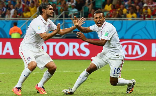 CBA琼斯压哨绝杀广东队_CBA绝杀广东_翟晓川准绝杀北京队胜青岛队