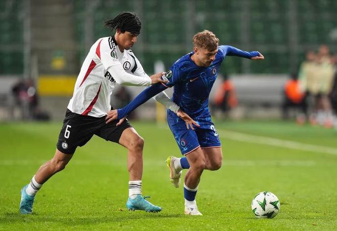 "华沙莱吉亚中场深度反思：未能达成目标，进攻潜力亟待挖掘"