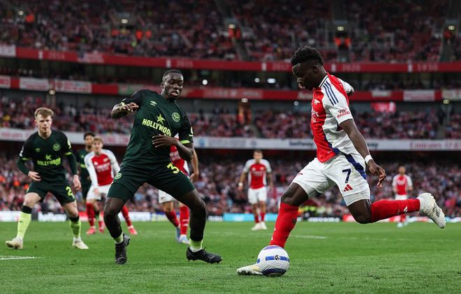 "托马斯锦上添花，赖斯妙传助阿森纳战平布伦特福德：一场激烈的攻防博弈"