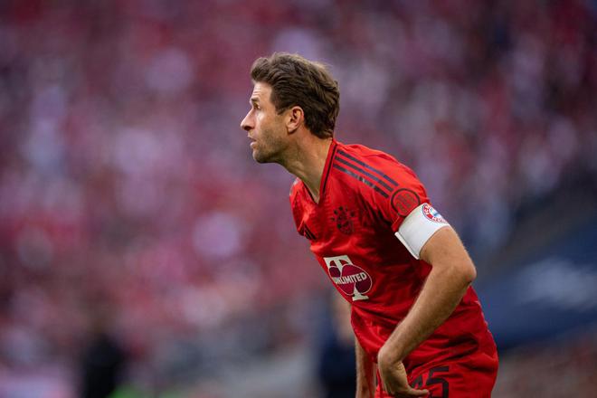 "绝平！凯恩挥霍多次黄金机会，穆勒关键助攻难挽败局，拜仁连平告急，欧冠决战前夜遇国米严峻考验"