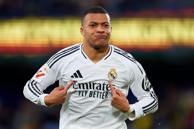 "罗腾揭示：姆巴佩的目标是皇马双冠与金球荣耀，但这个赛季的挫折如何影响他的雄心？"