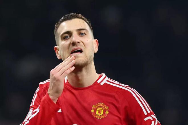 "曼联挑战者达洛特：外界期待反作用力，我们借压力转化为动力的逆袭故事"