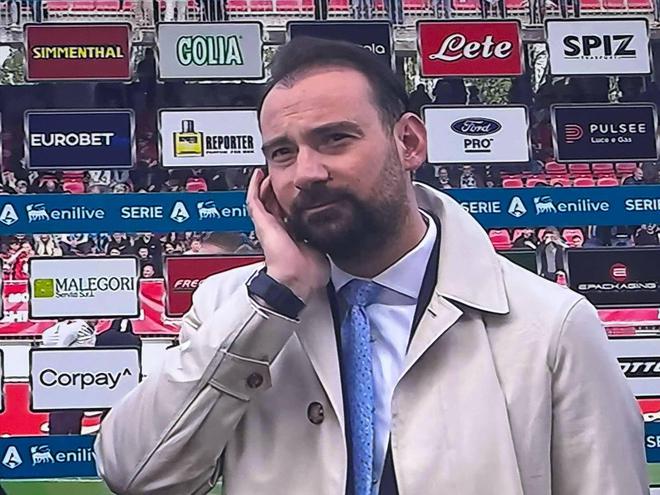 "那不勒斯总监回应孔蒂雄心：目标直指欧冠，阵容升级行动开启"