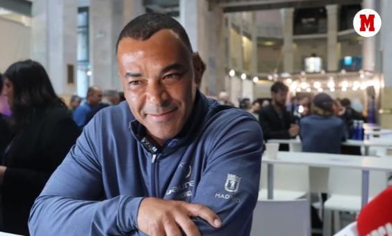 "卡福力挺：拉菲尼亚的金球奖迟到之誉，揭示巴萨欧冠问鼎的必然之势"