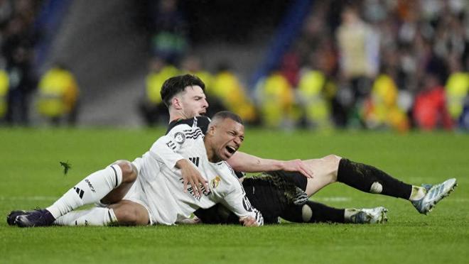 "皇马辉煌陨落之谜：从巅峰到低谷，探寻三冠王梦想破灭的真实症结"