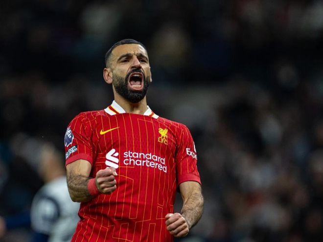 "英超奇迹!利物浦一年之间封王，昔日阵容今夕巨变的冠军之路"