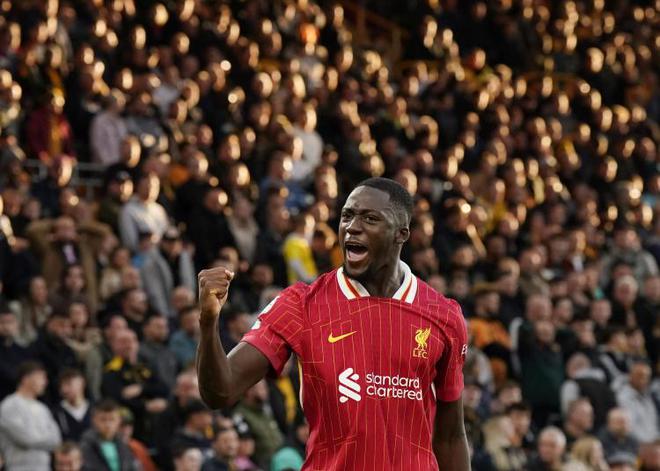 "科纳特热议：英超王者地位VS欧冠荣誉，利物浦核心将探讨重要续签决策"