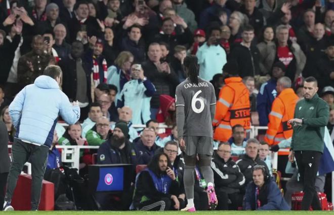 "欧足联重拳出击：皇家马德里球迷因种族歧视事件被罚15000欧元，马卡报揭示事件详情"