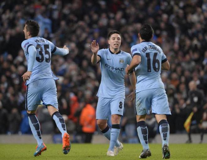 "阿圭罗深情告白：阿提哈德的绿茵舞台独爱，19年热刺之痛记忆犹新"