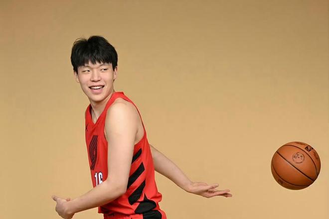 :NBA新赛季赛程全美直播场次_nba22_湖人和勇士全美直播场次对比