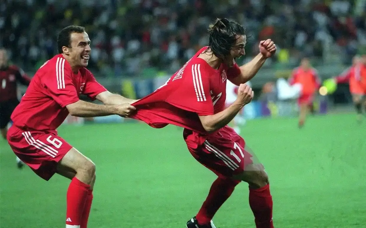 世界杯强队晋级四强历程_传统强队世界杯表现分析_世界杯四进