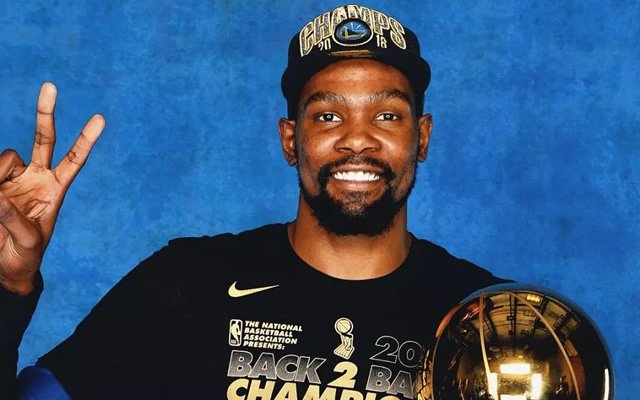 勒布朗詹姆斯NBA历史得分榜排名_NBA历史得分榜前十大球员_nba球员得分排行