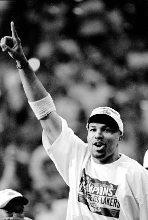 劳资谈判僵局分析_NBA停摆原因_nba 停摆