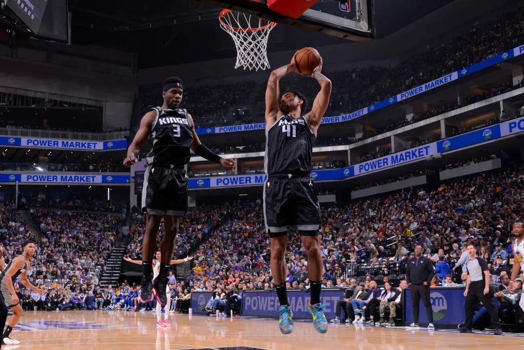 NBA季后赛首轮 勇士对国王 赛程分析_nba勇士对国王