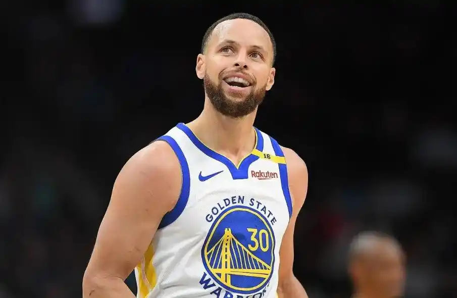 库里带伤打比赛_nba库里伤情_库里左腿筋拉伤