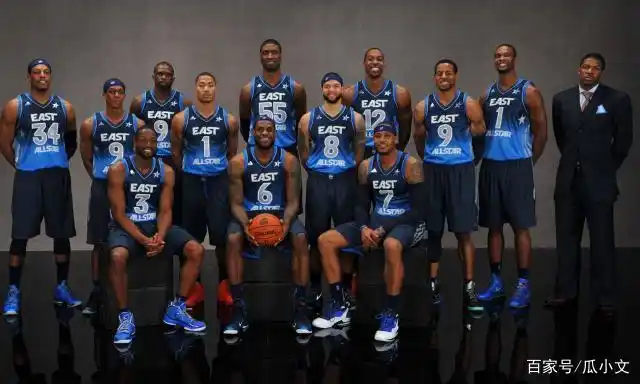 nba黑人球星娶白人_NBA黑人球员娶白人女子原因_黑人球员收入高娶白人女子