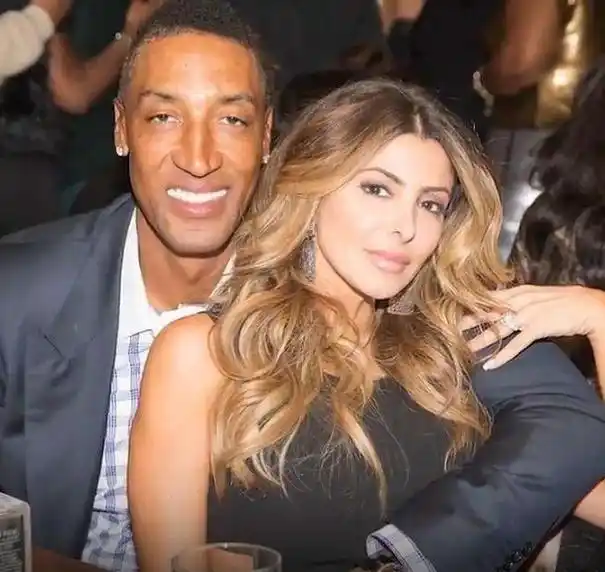 NBA黑人球员为什么找白人女友_黑人地位提升与肤色选择_nba黑人球星娶白人