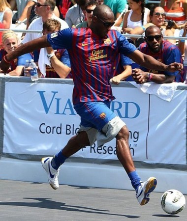 科比世界杯观赛_科比足球技术_科比看世界杯