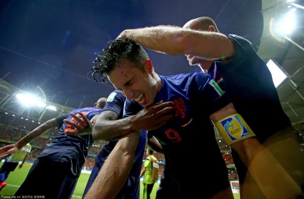 科比足球技术_科比看世界杯_科比世界杯观赛