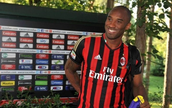 科比世界杯观赛_科比看世界杯_科比足球技术