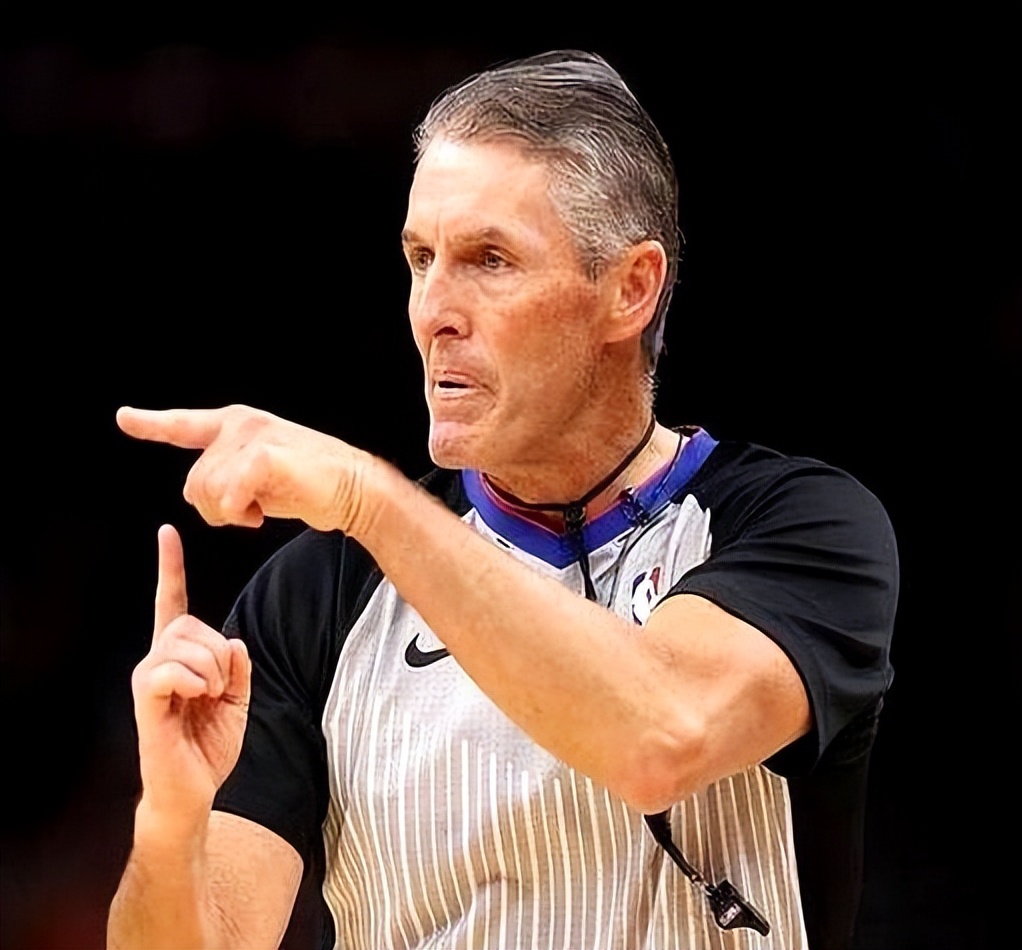 nba博彩_NBA裁判黑哨_NBA总裁操控比赛