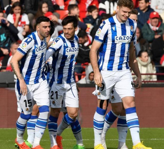 西甲积分榜最新排名_巴萨领先优势分析_西甲积分榜客场