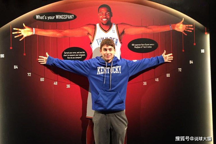 nba球员的臂展_NBA历史臂展排名_球员静态天赋比较