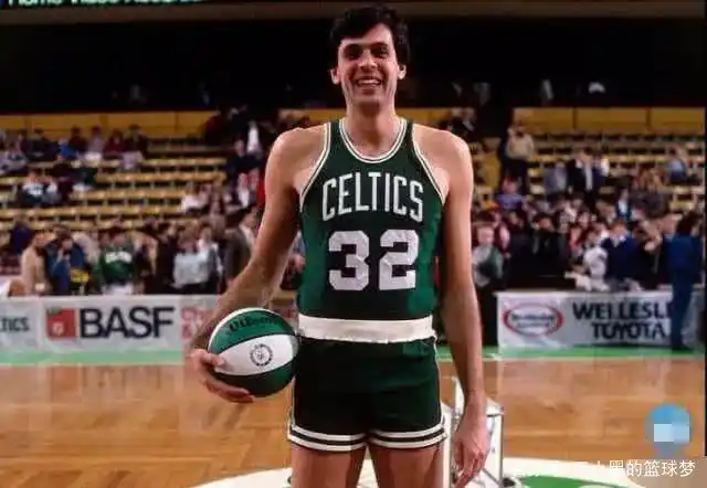 NBA球员臂展排名_nba球员的臂展_周琦臂展数据