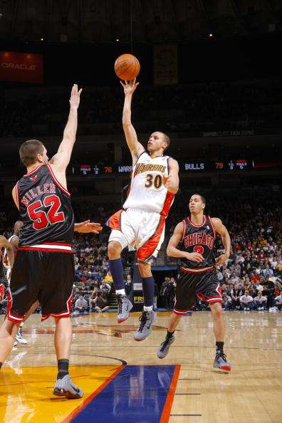 nba技巧教学视频_NBA抛投技巧_抛投分类方法