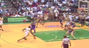 NBA历史最经典扣篮_nba扣篮扣飞_NBA最具暴力美学扣篮瞬间