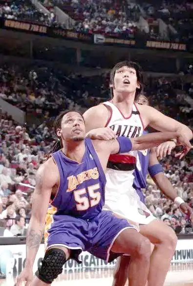 河升镇与姚明世青赛对抗_姚明与河升镇NBA对决_姚明河升镇nba