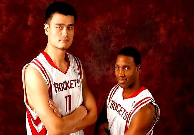 湖人报价姚明_2006nba_火箭姚明续约